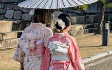 Article Image for From Kimono to Streetwear: How Japanese Aesthetics Influence Global Fashion